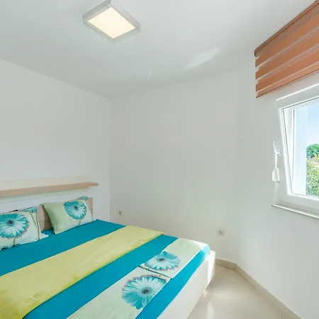 Apartment Kresic *